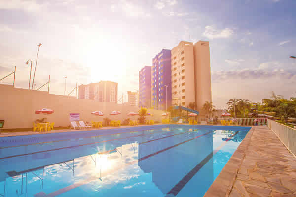 Golden Dolphin Express Piscinas 1